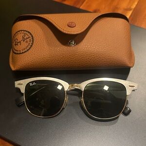 Ray-Ban Silver and Black Sunglasses with Brown Case